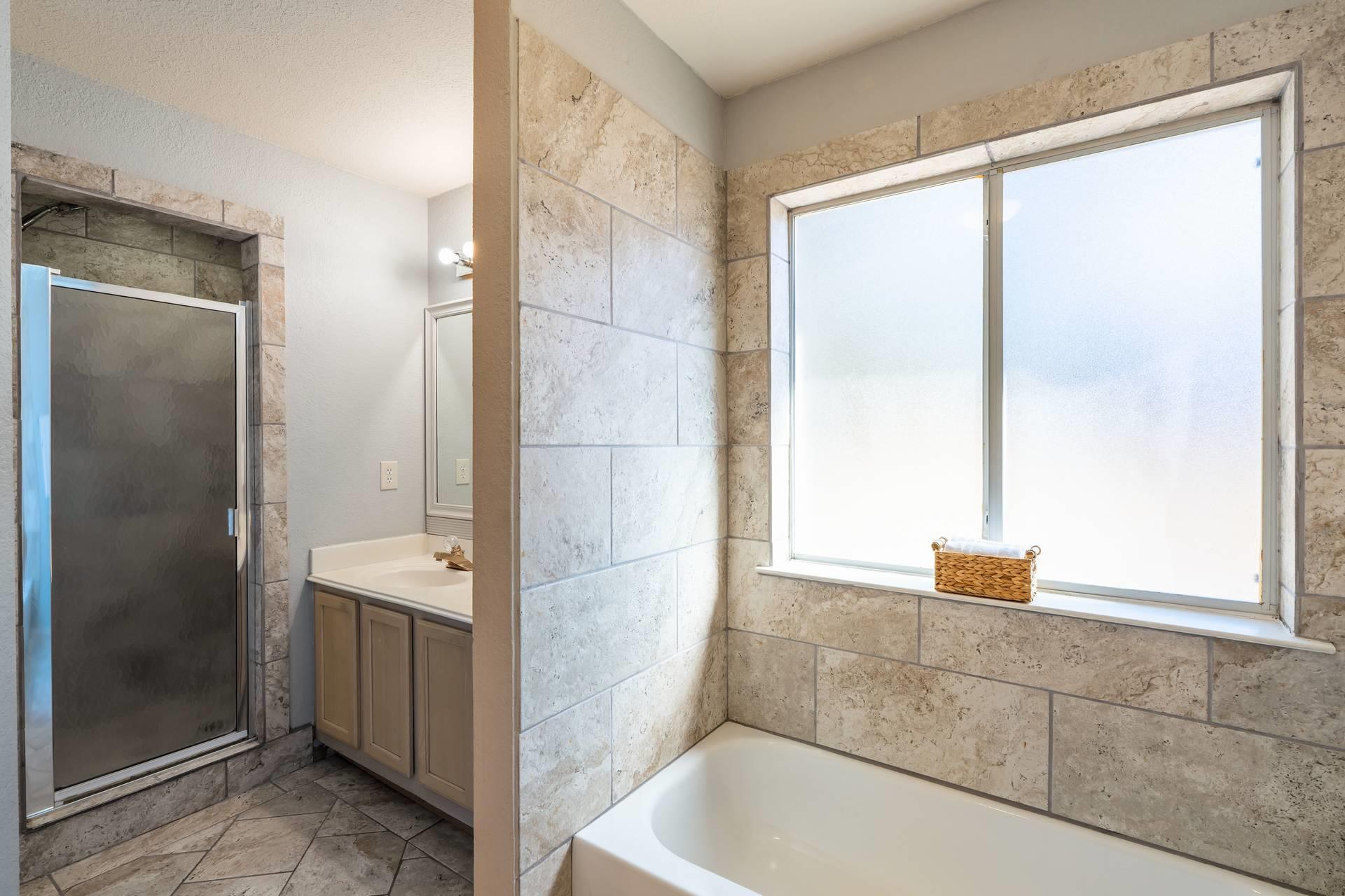 7704 Plateau Cove Lago Vista TX 78645