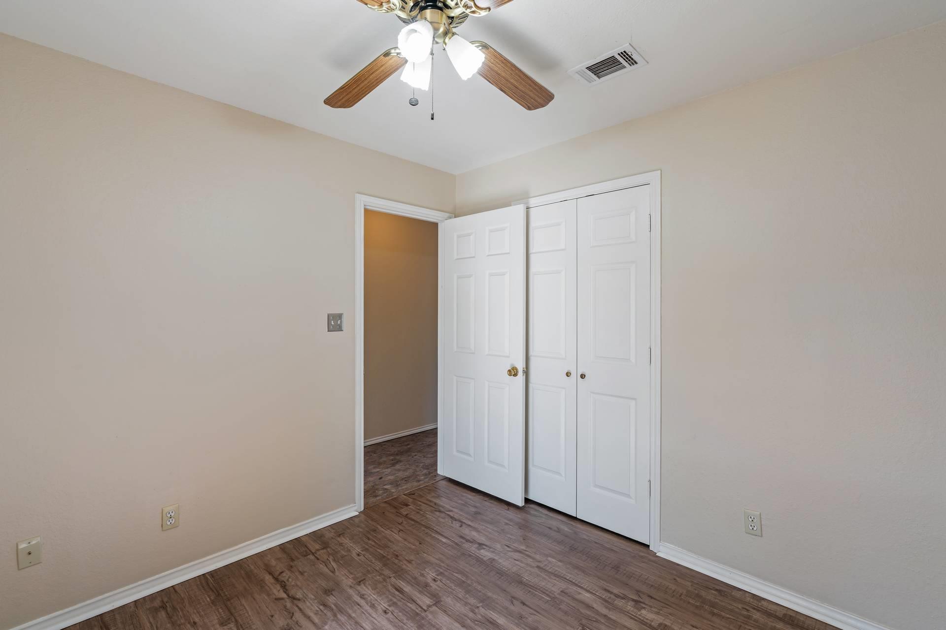 7704 Plateau Cove Lago Vista TX 78645