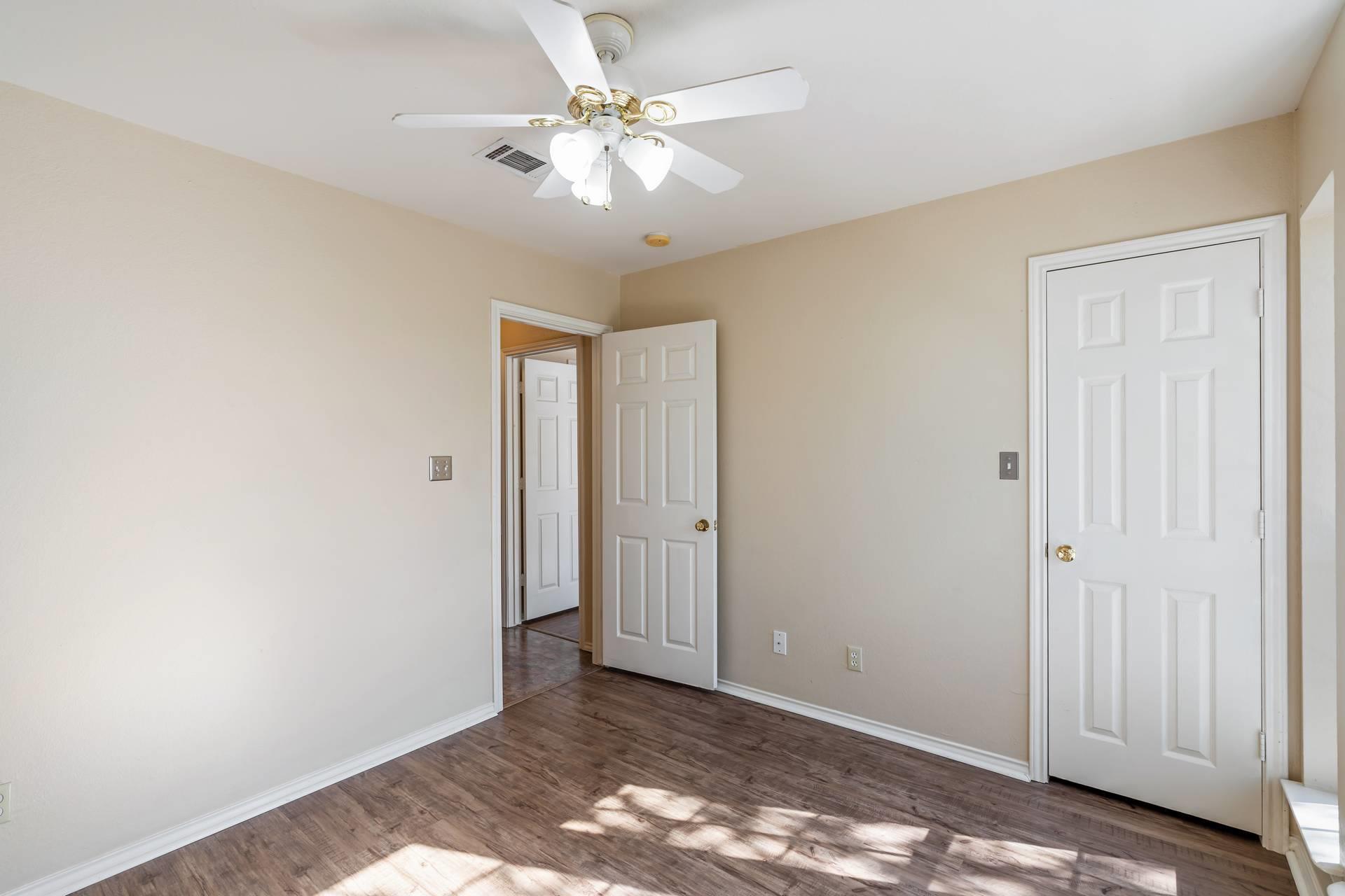 7704 Plateau Cove Lago Vista TX 78645