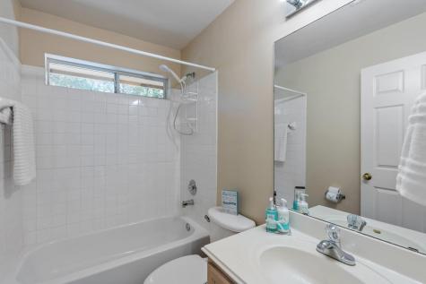 7704 Plateau Cove Lago Vista TX 78645