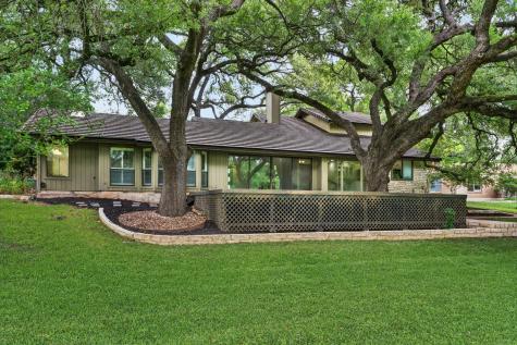 1301 Mill Creek Drive Salado TX 76571