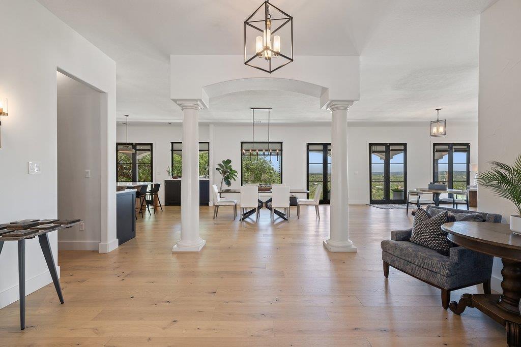 401 Rogart Drive Spicewood TX 78669