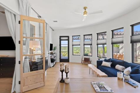 401 Rogart Drive Spicewood TX 78669
