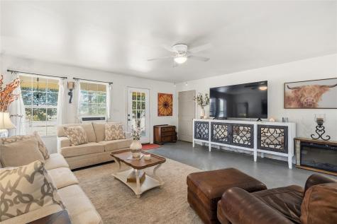 351 County Road 326 Bertram TX 78605