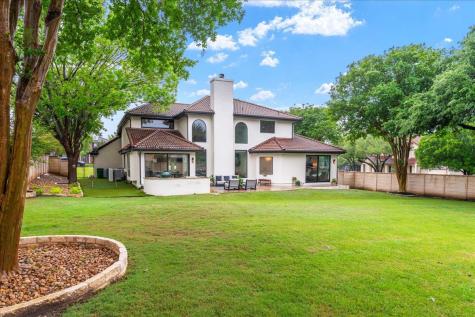 28 Lost Meadow Trail The Hills TX 78738