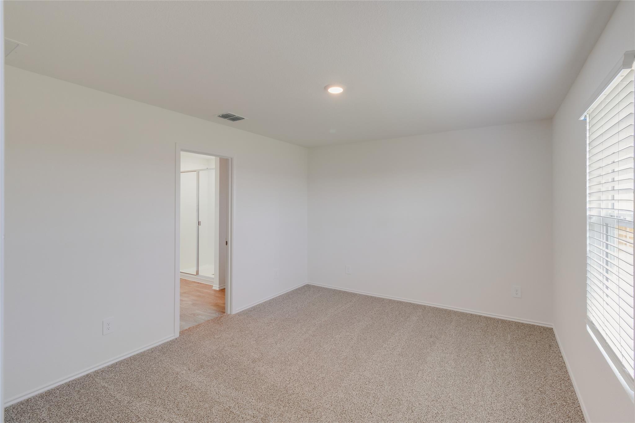 433 Sandringham Loop Uhland TX 78640