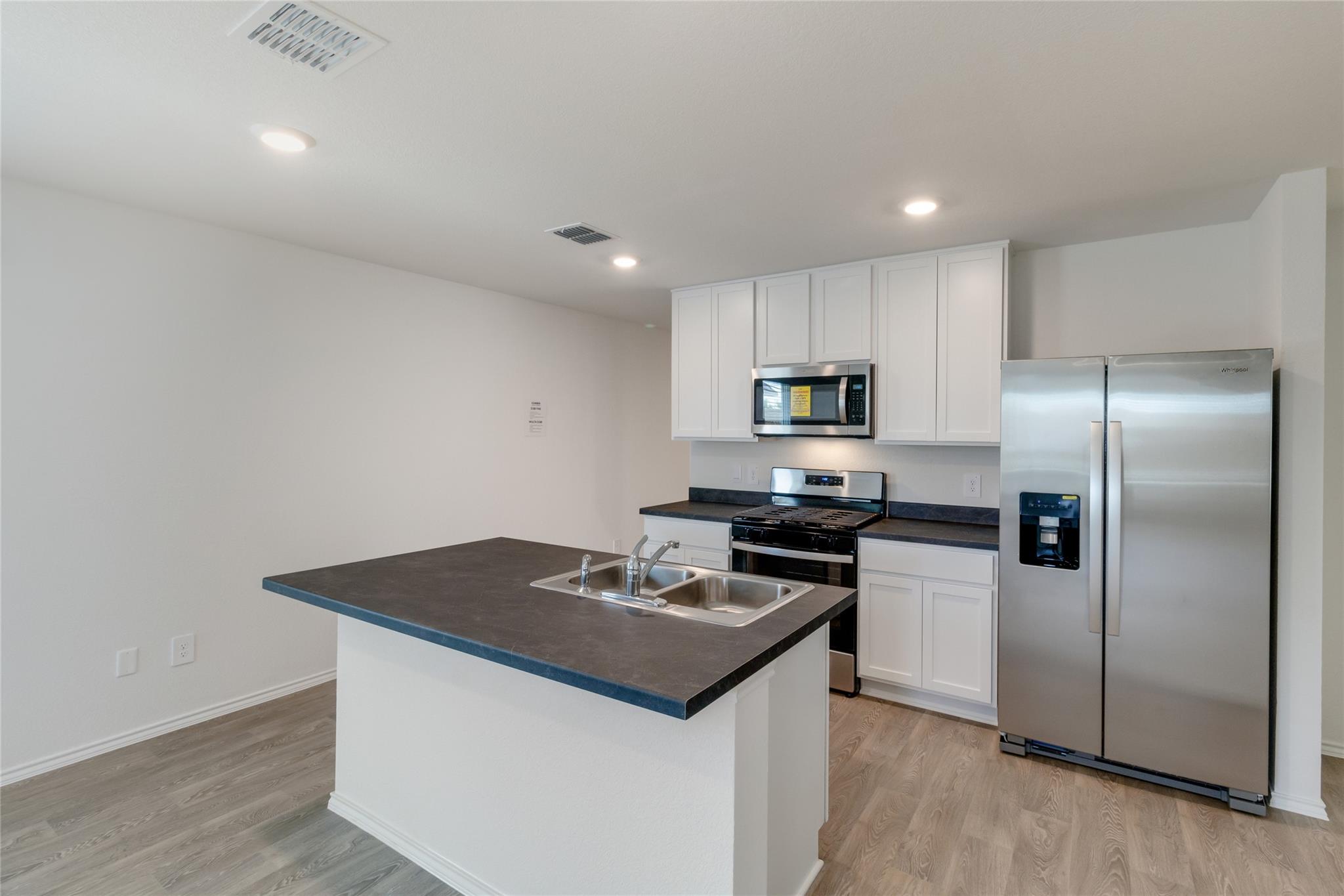 433 Sandringham Loop Uhland TX 78640