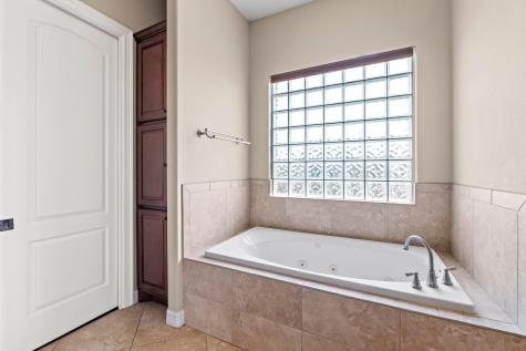 8293 Lime Creek Road Volente TX 78641