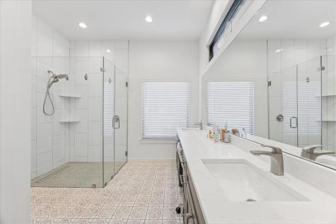 108 Schoolhouse Lane Spicewood TX 78669