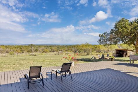 108 Schoolhouse Lane Spicewood TX 78669