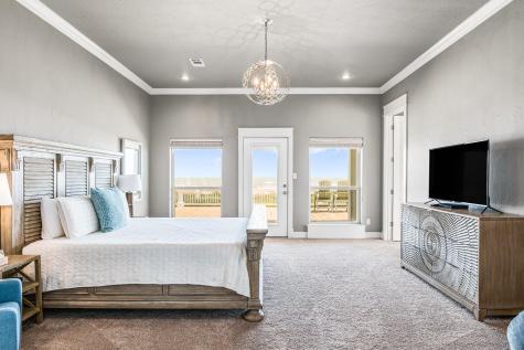 672 Villa Drive Crystal Beach TX 77650