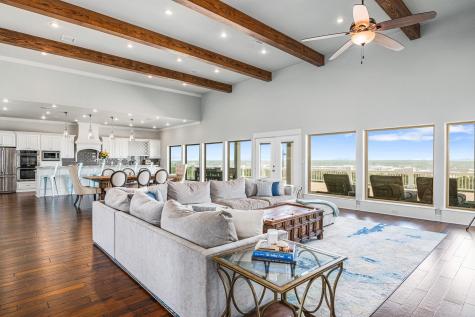 672 Villa Drive Crystal Beach TX 77650