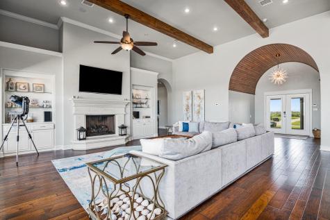 672 Villa Drive Crystal Beach TX 77650