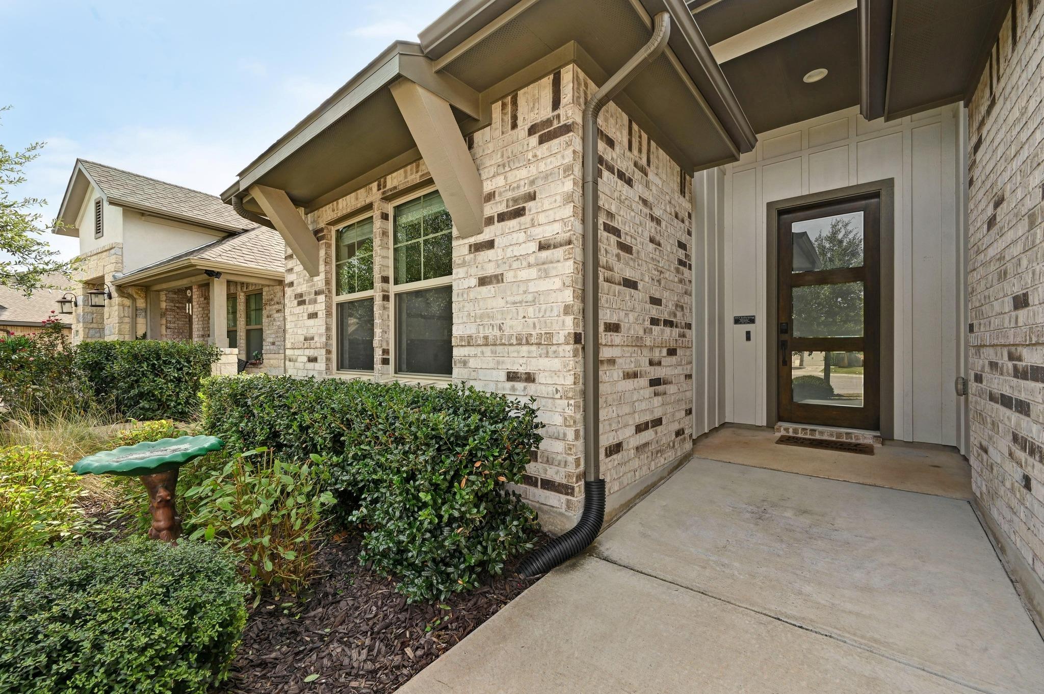 698 Coyote Creek Way Kyle TX 78640