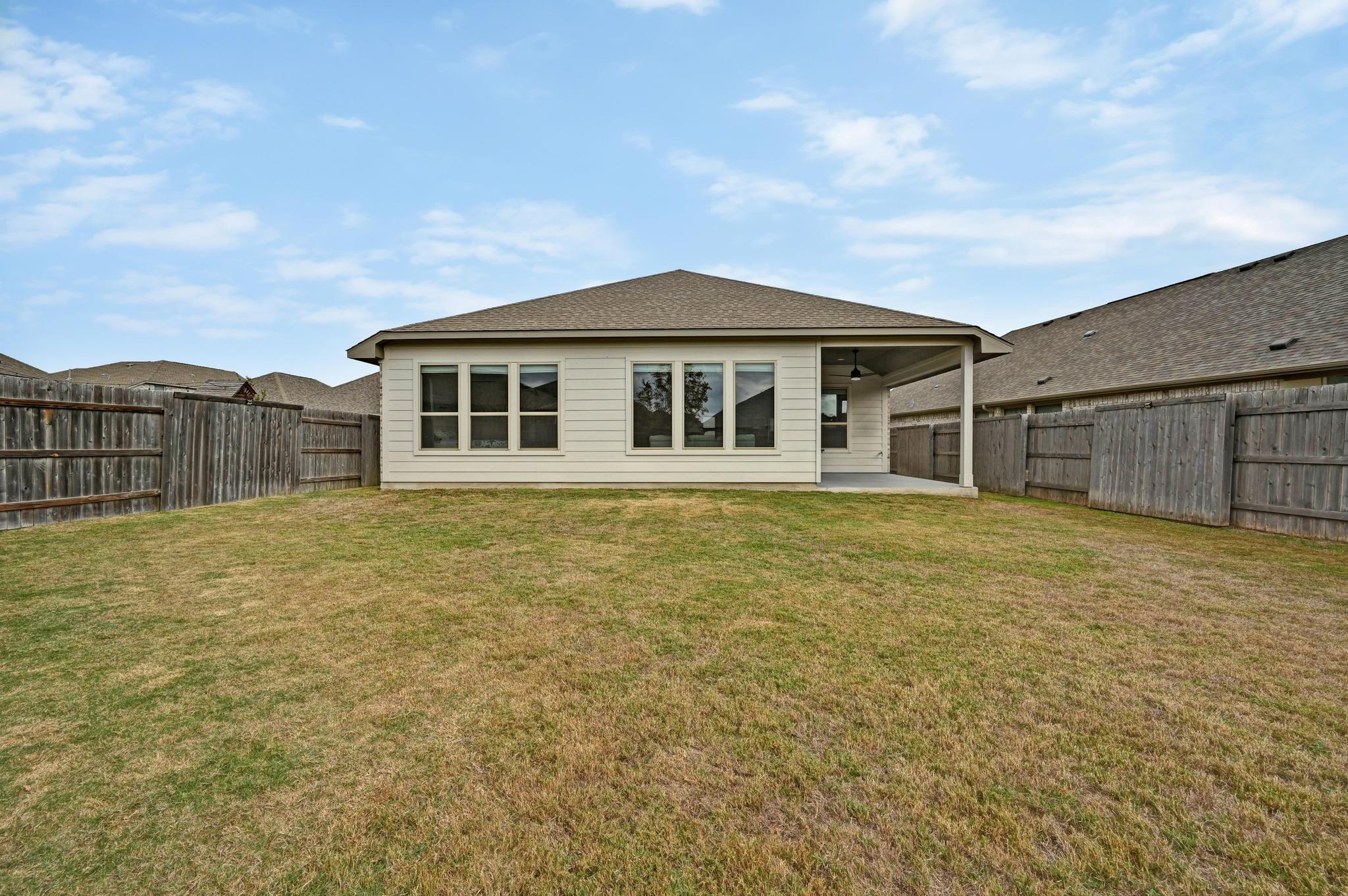 698 Coyote Creek Way Kyle TX 78640