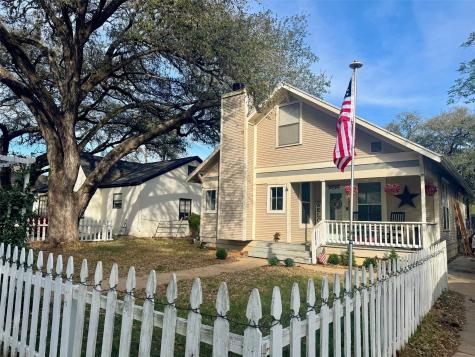 802 Hudgins Street Smithville TX 78957