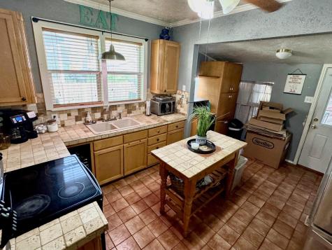 802 Hudgins Street Smithville TX 78957