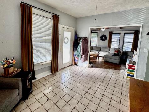 802 Hudgins Street Smithville TX 78957