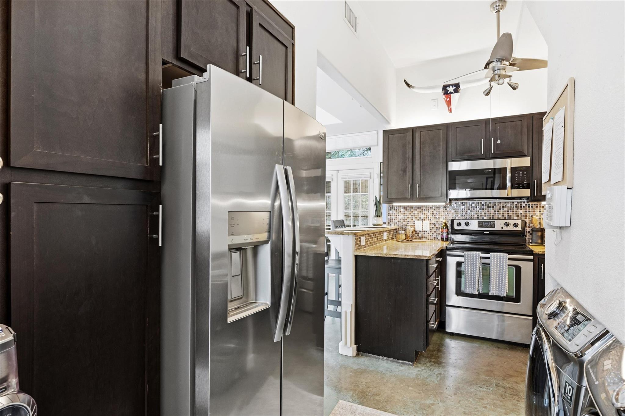 364 Old 71 Cedar Creek TX 78612