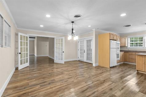 156 W Castleshoals Drive Granite Shoals TX 78654