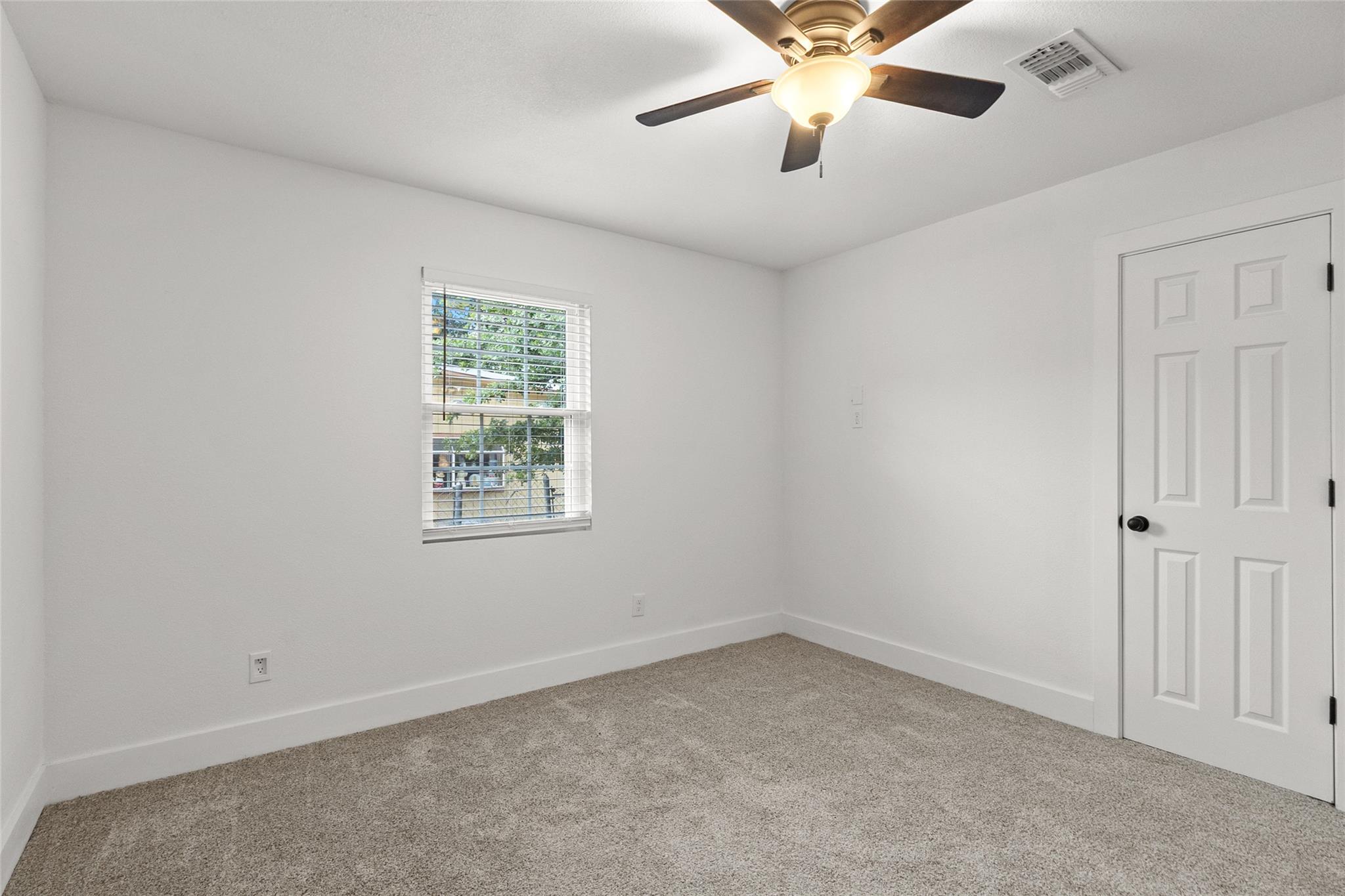 156 W Castleshoals Drive Granite Shoals TX 78654