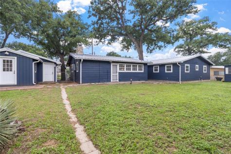 156 W Castleshoals Drive Granite Shoals TX 78654