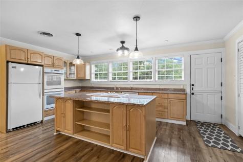 156 W Castleshoals Drive Granite Shoals TX 78654
