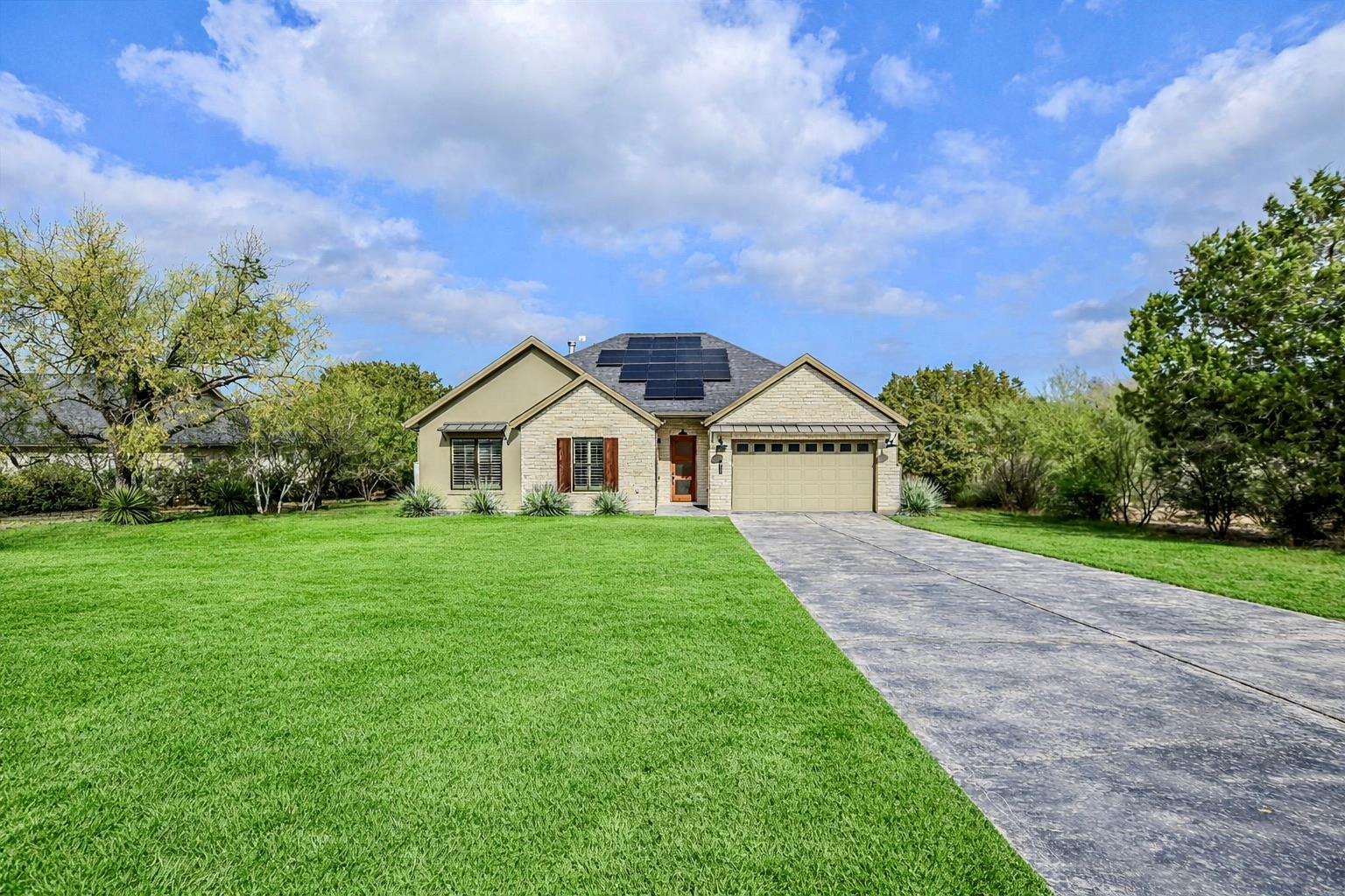 935 Wesley Ridge Drive Spicewood TX 78669
