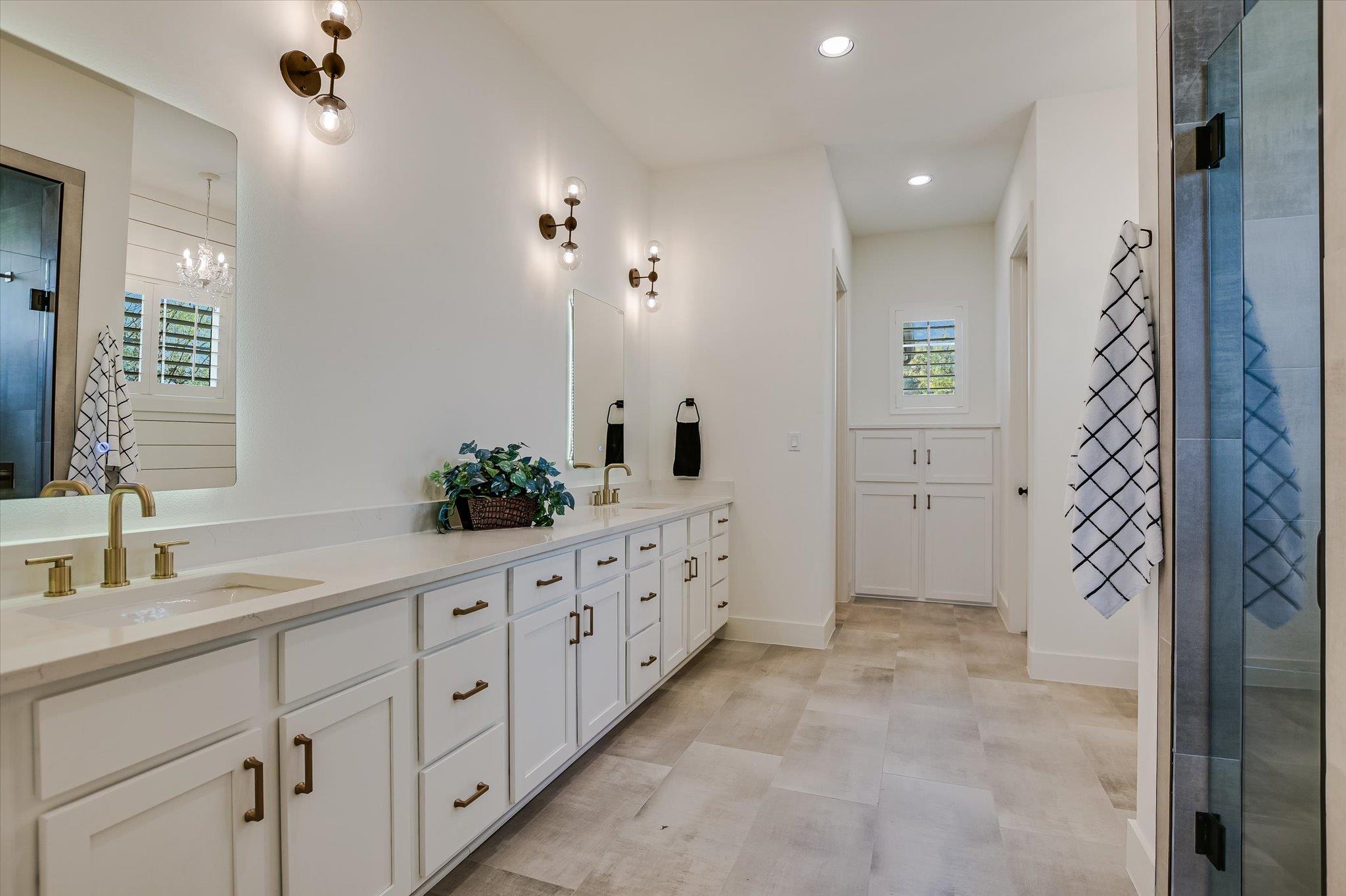 935 Wesley Ridge Drive Spicewood TX 78669