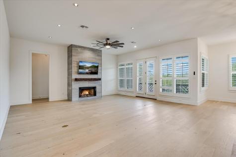 935 Wesley Ridge Drive Spicewood TX 78669