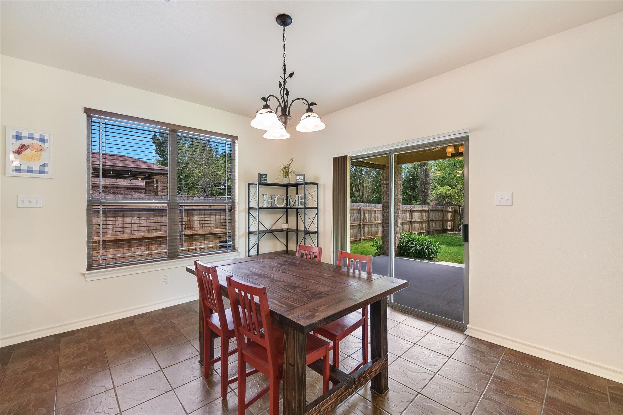 10229 English Oak Drive Austin TX 78748