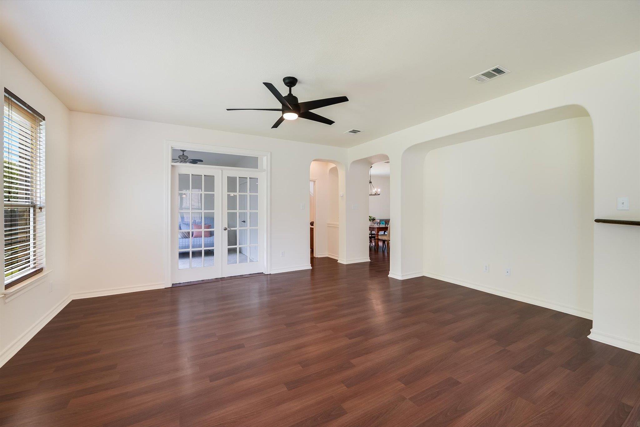 10229 English Oak Drive Austin TX 78748