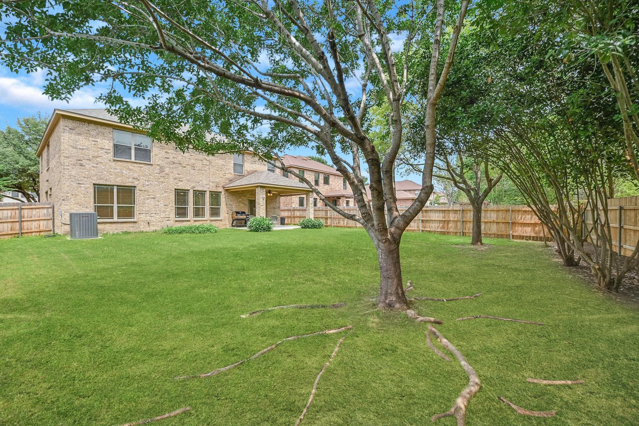 10229 English Oak Drive Austin TX 78748