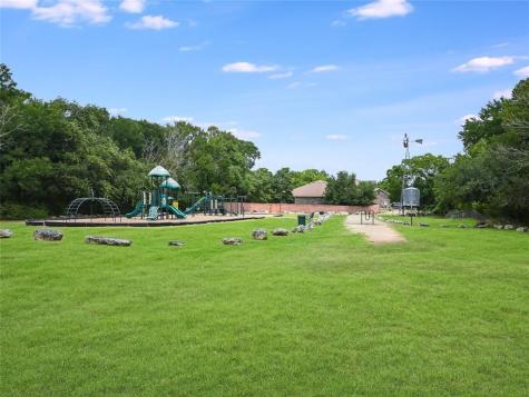 10229 English Oak Drive Austin TX 78748