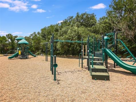 10229 English Oak Drive Austin TX 78748