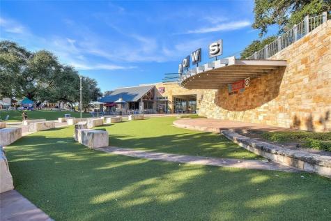 10229 English Oak Drive Austin TX 78748