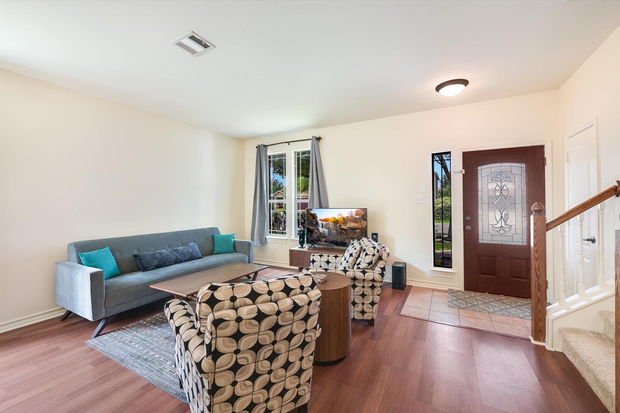 10229 English Oak Drive Austin TX 78748
