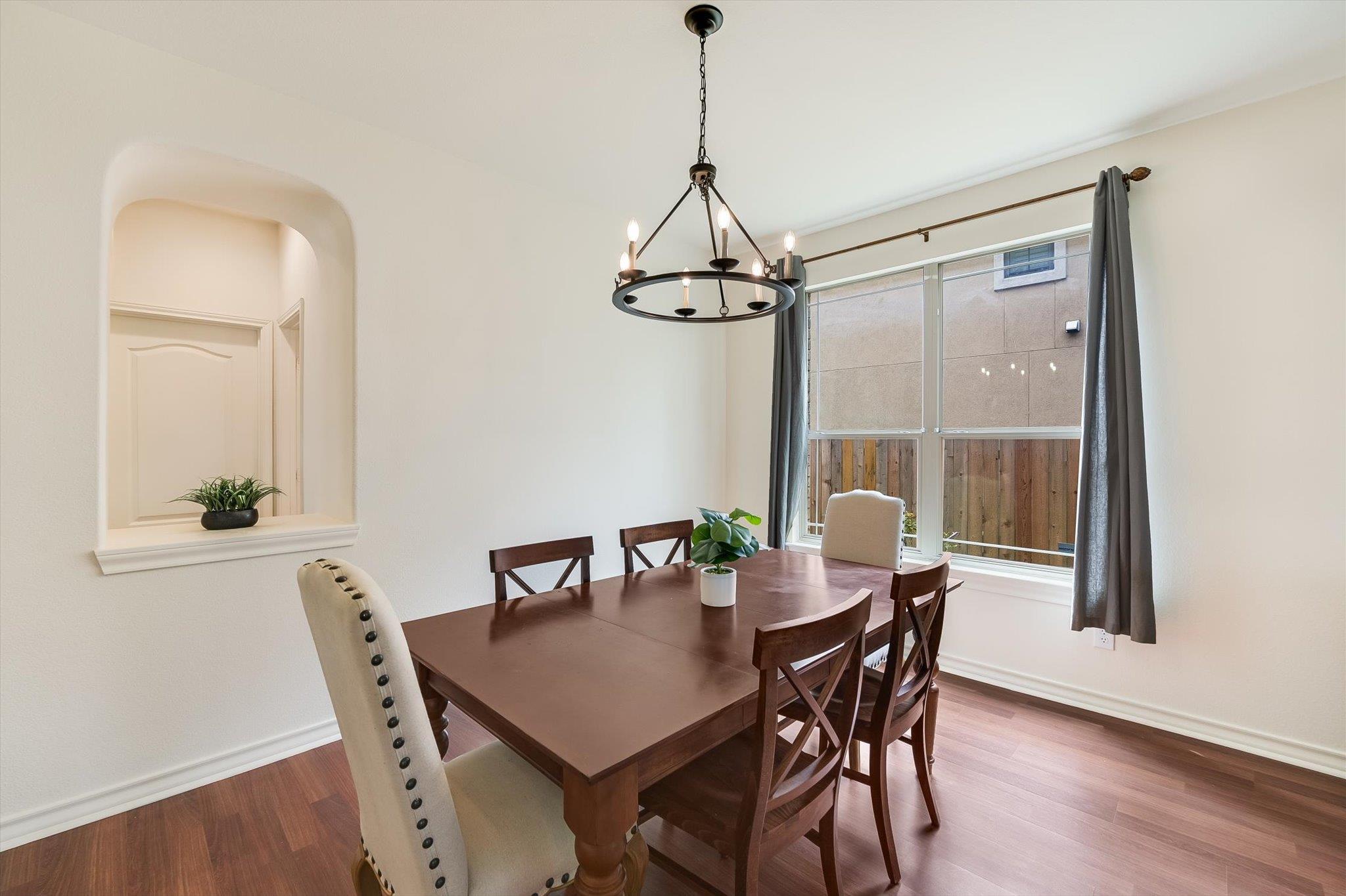 10229 English Oak Drive Austin TX 78748