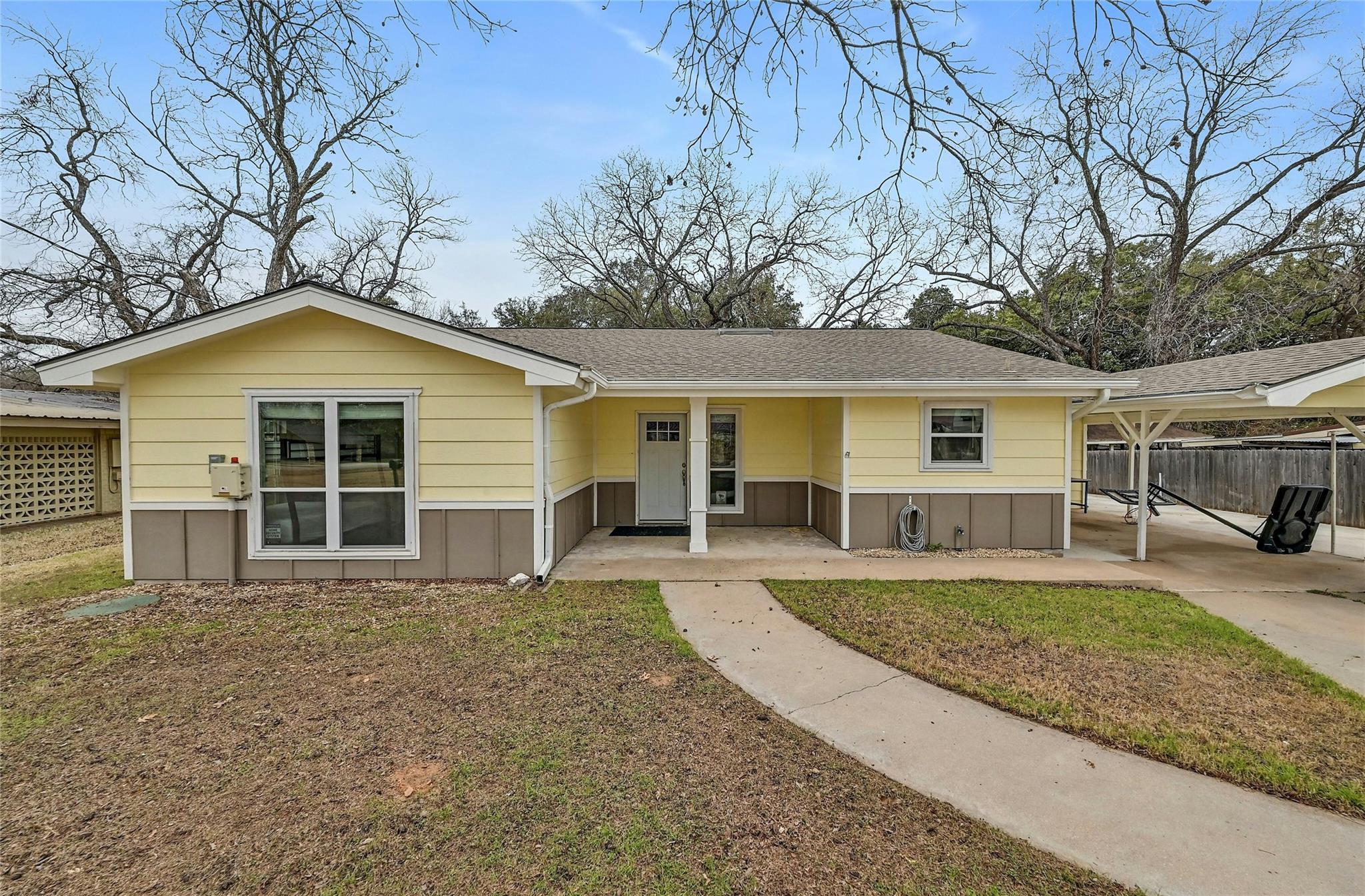 5306 Bedford Kingsland TX 78639