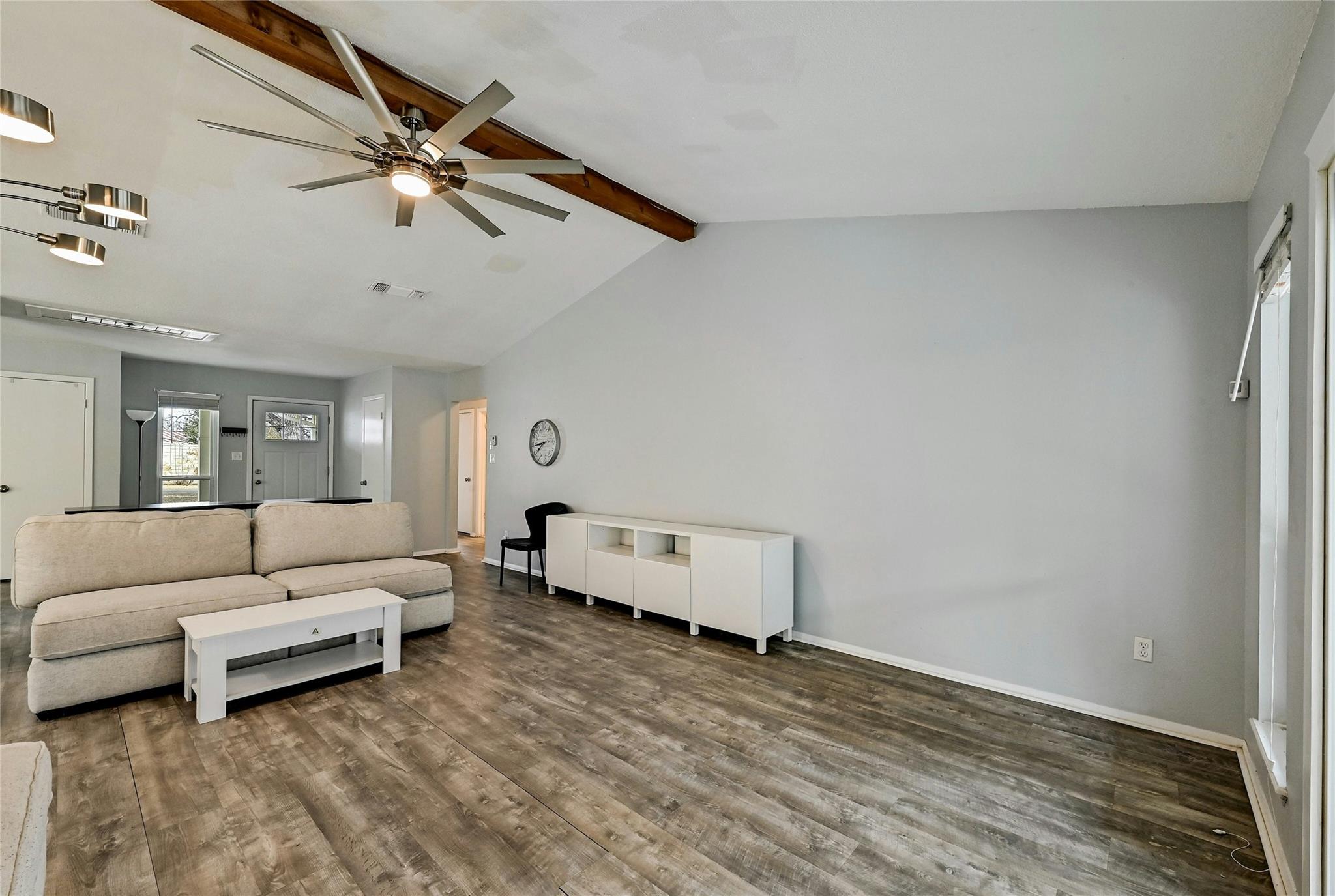 5306 Bedford Kingsland TX 78639