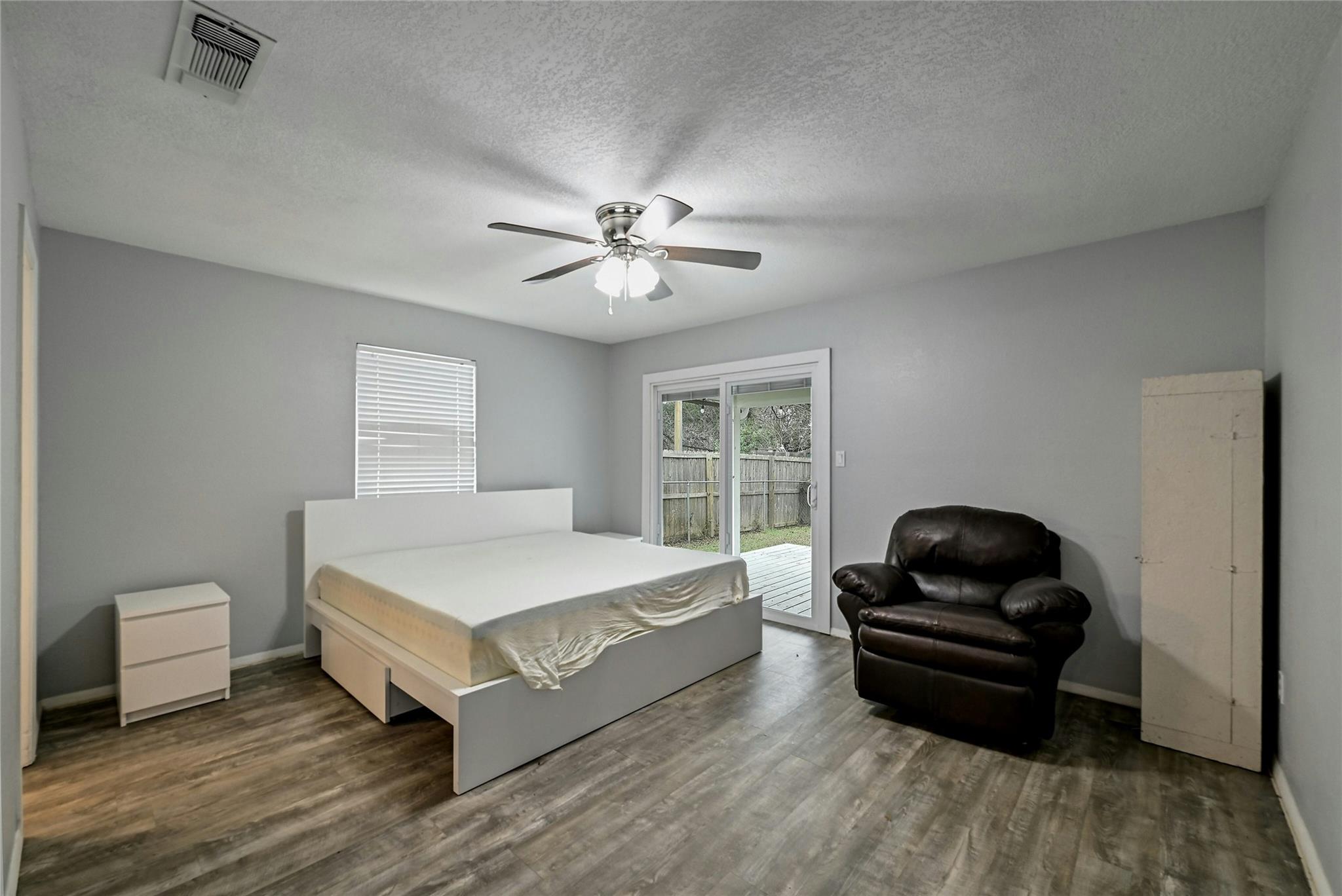 5306 Bedford Kingsland TX 78639