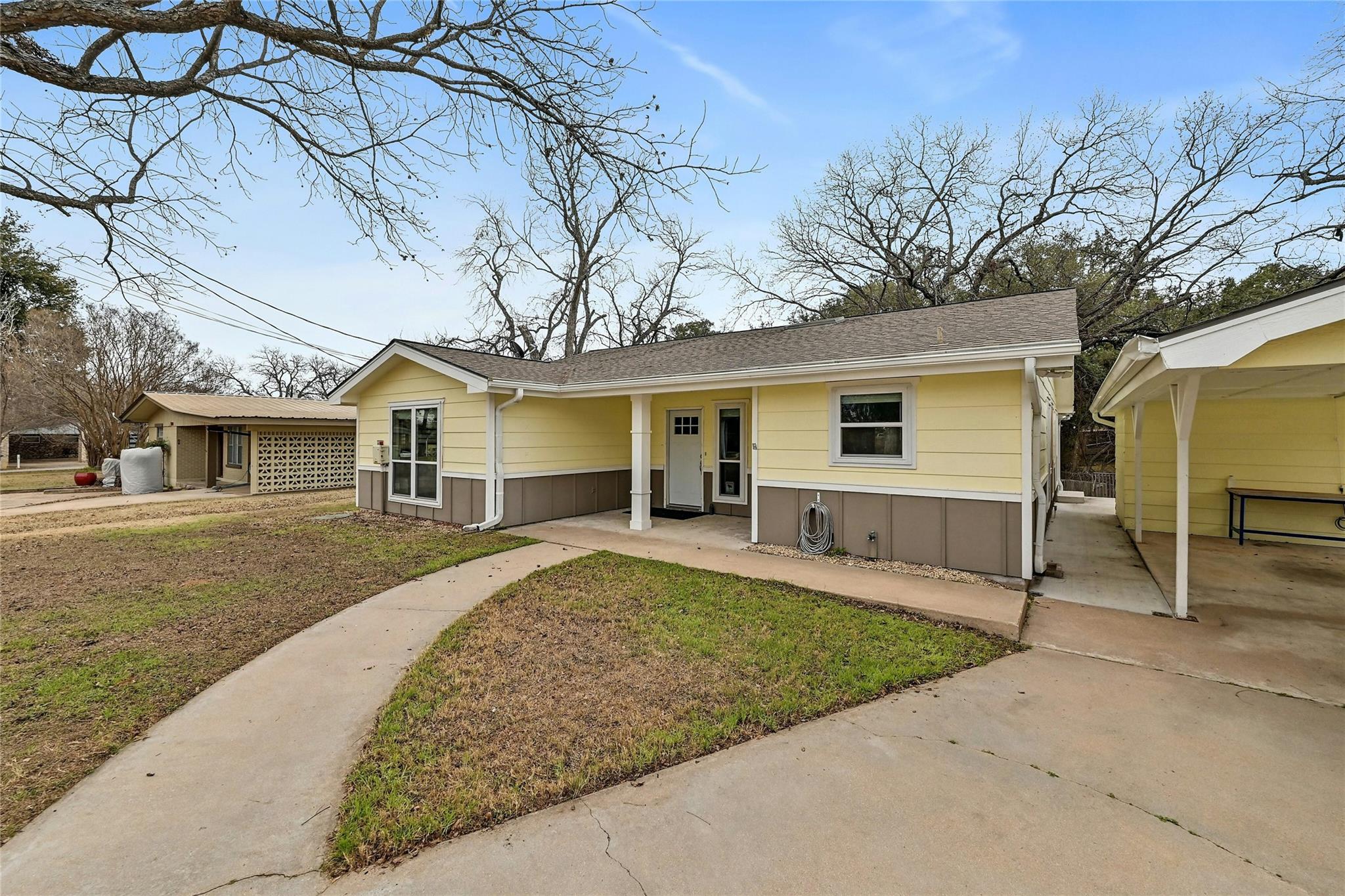 5306 Bedford Kingsland TX 78639