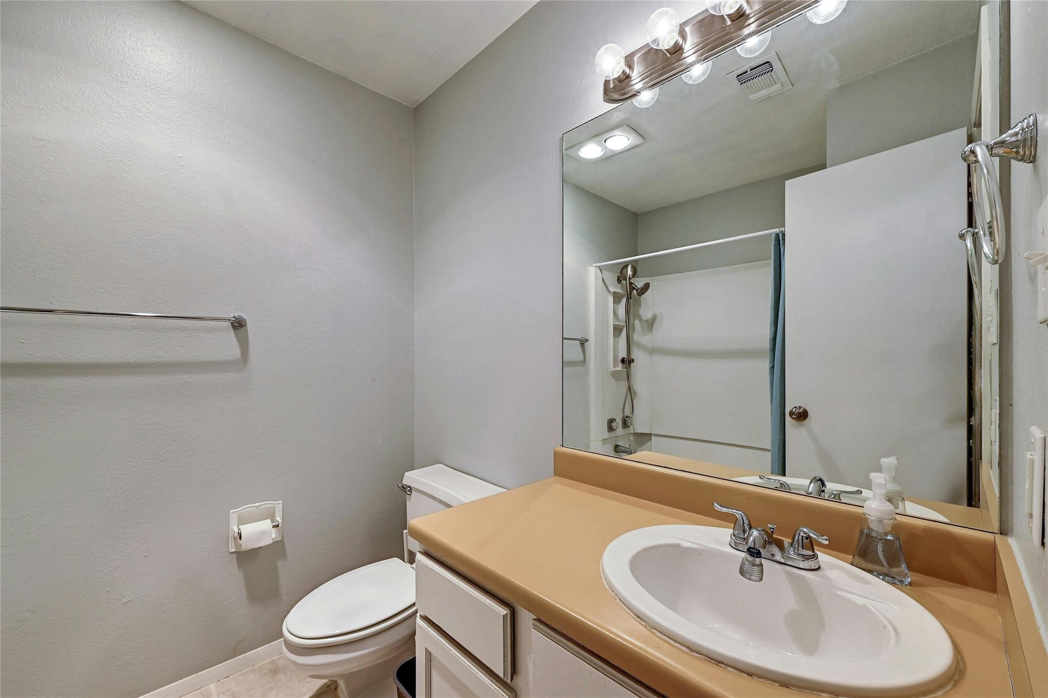5306 Bedford Kingsland TX 78639