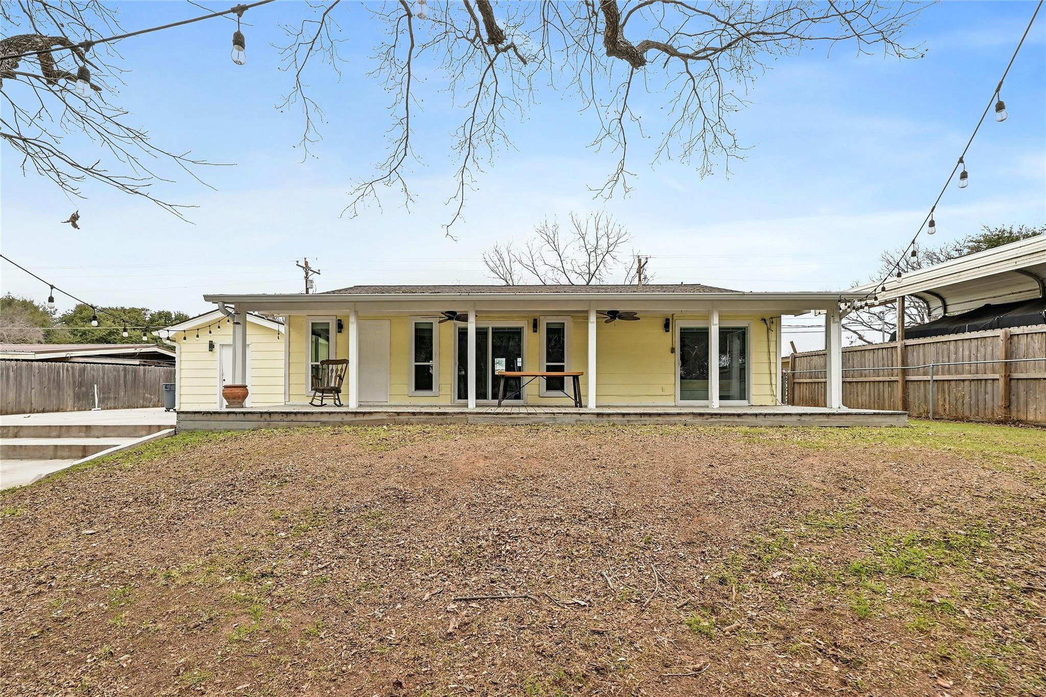 5306 Bedford Kingsland TX 78639