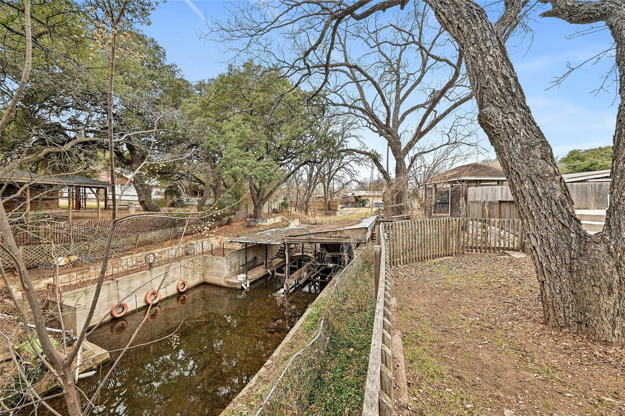 5306 Bedford Kingsland TX 78639