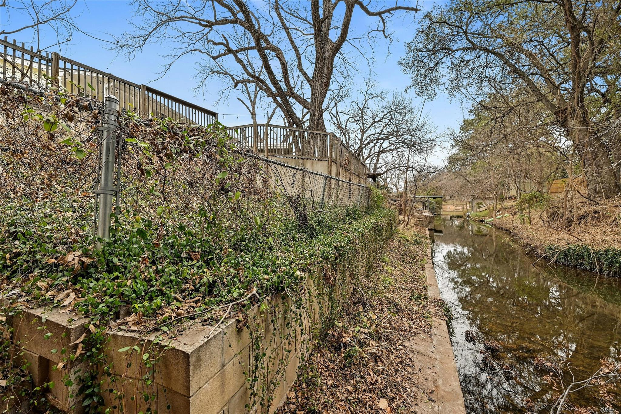 5306 Bedford Kingsland TX 78639
