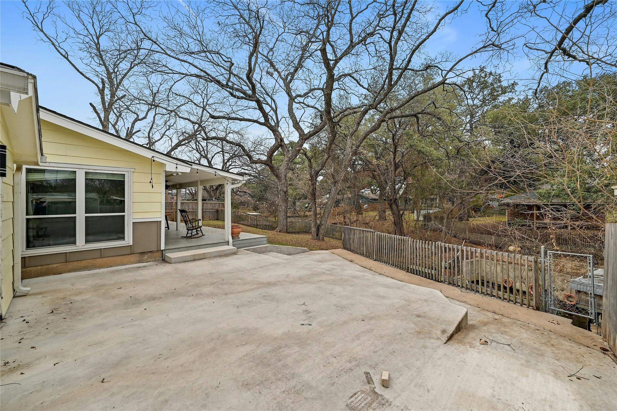 5306 Bedford Kingsland TX 78639