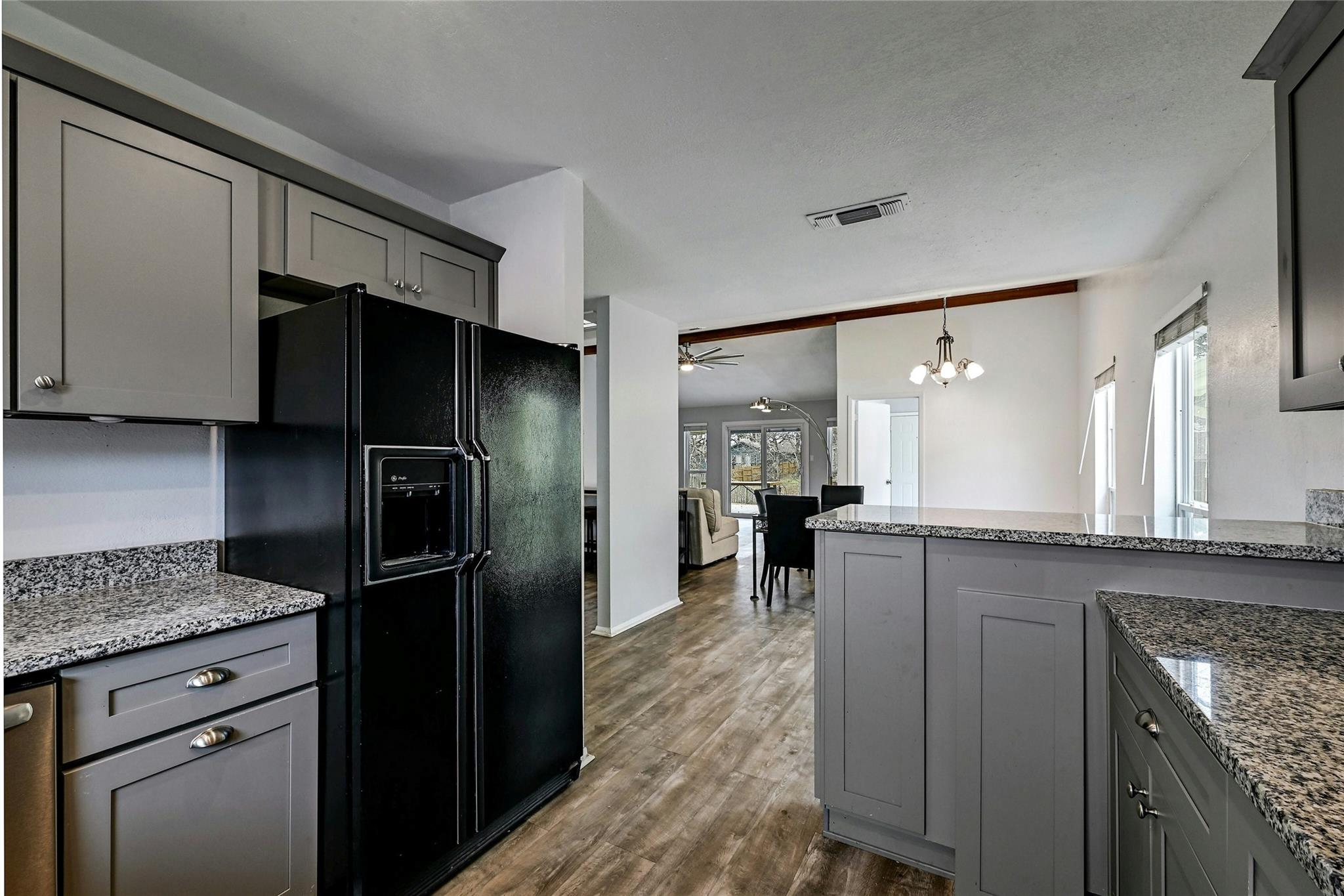 5306 Bedford Kingsland TX 78639