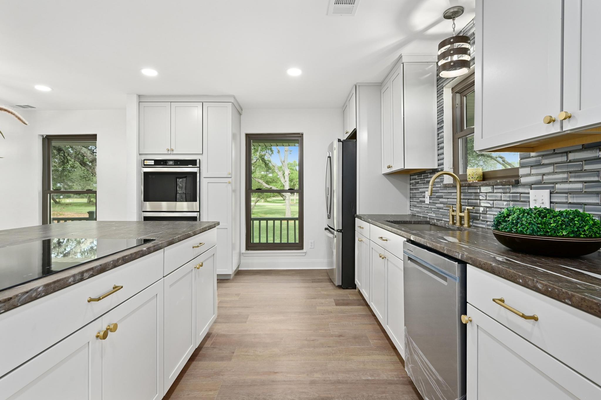 322 Mesa Oaks Leander TX 78641