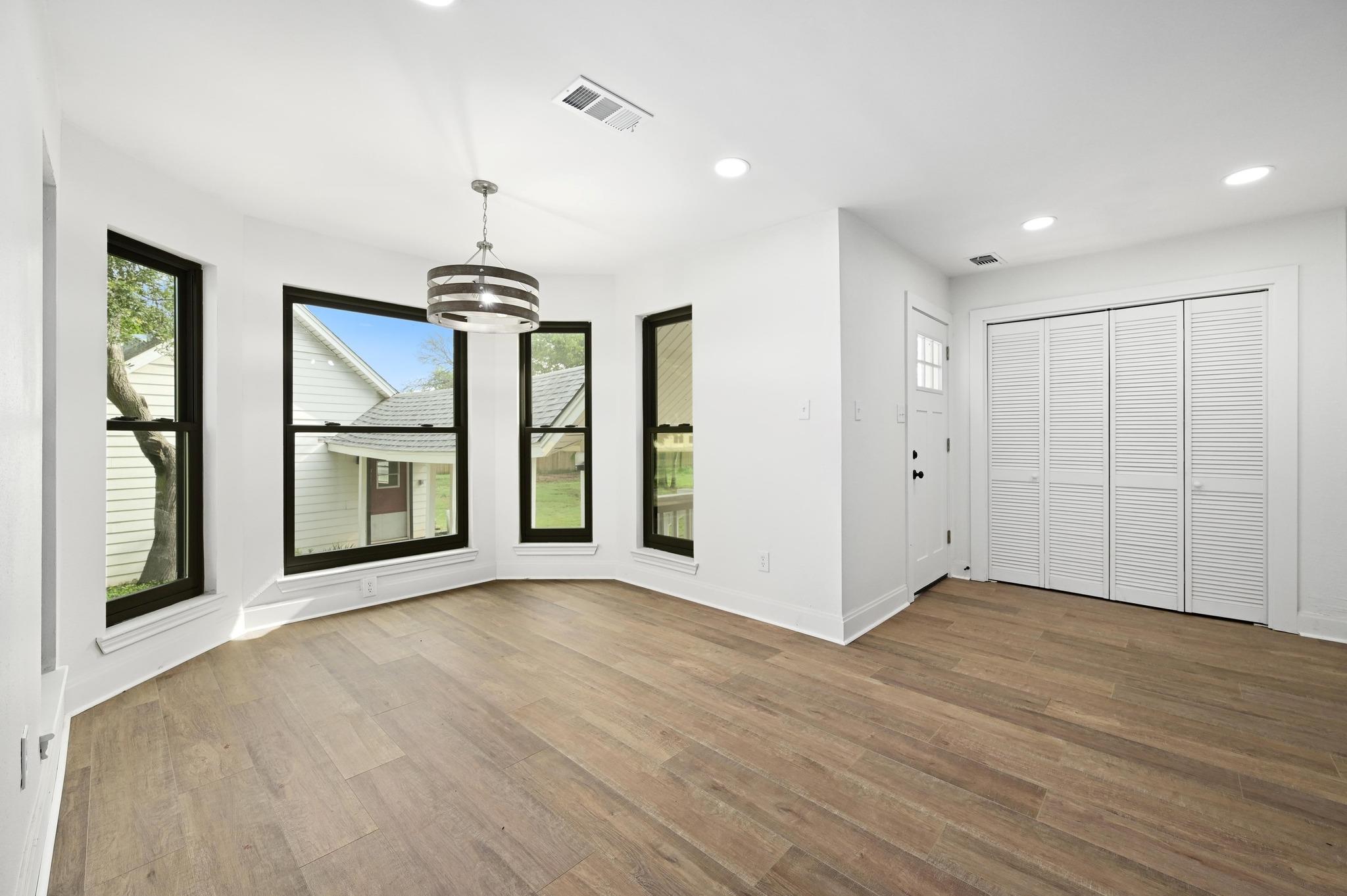 322 Mesa Oaks Leander TX 78641